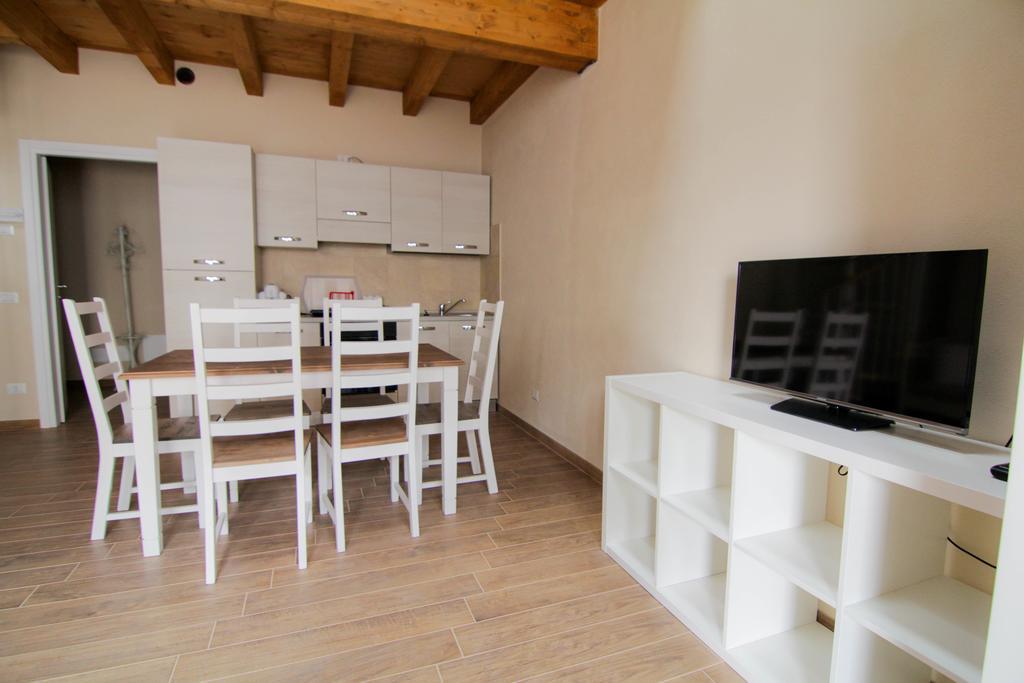 Agriturismo Cascina Della Fontana Лоди Номер фото