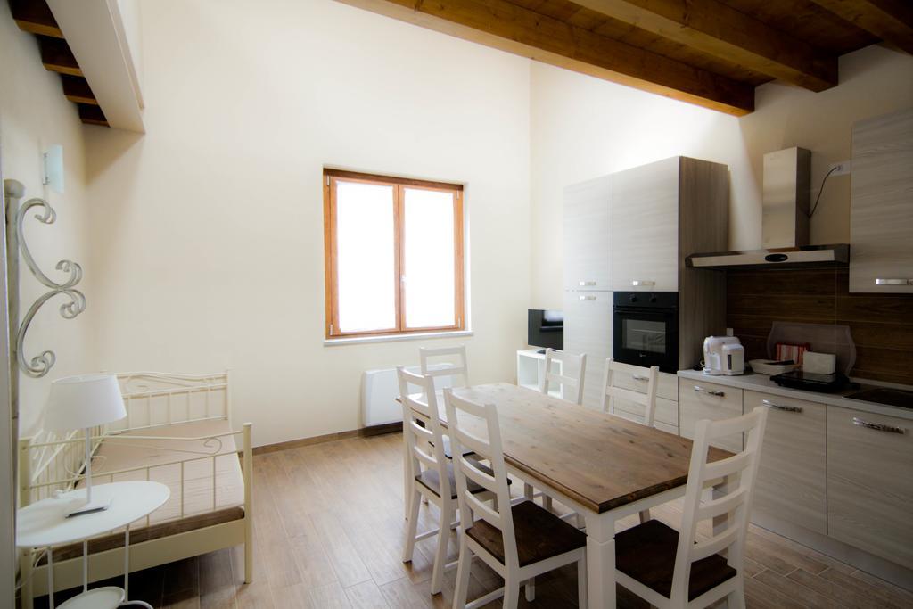 Agriturismo Cascina Della Fontana Лоди Номер фото